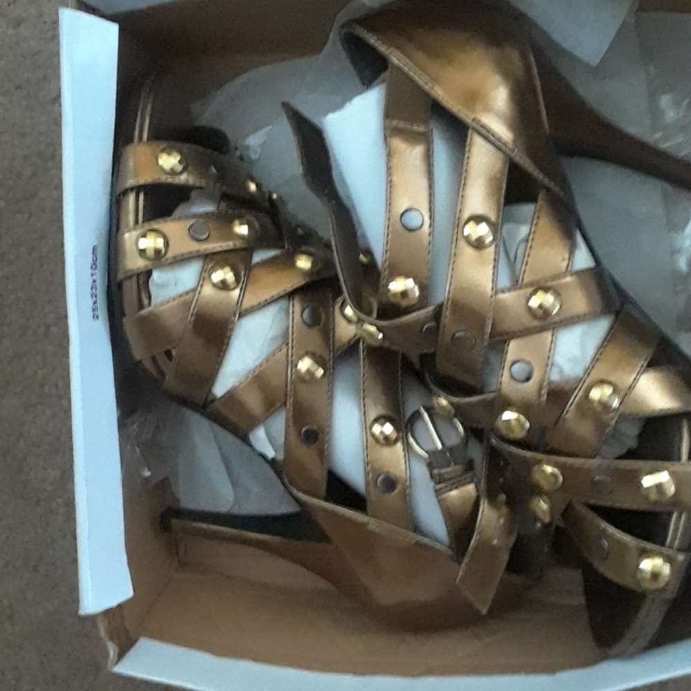 Cami womens shoes